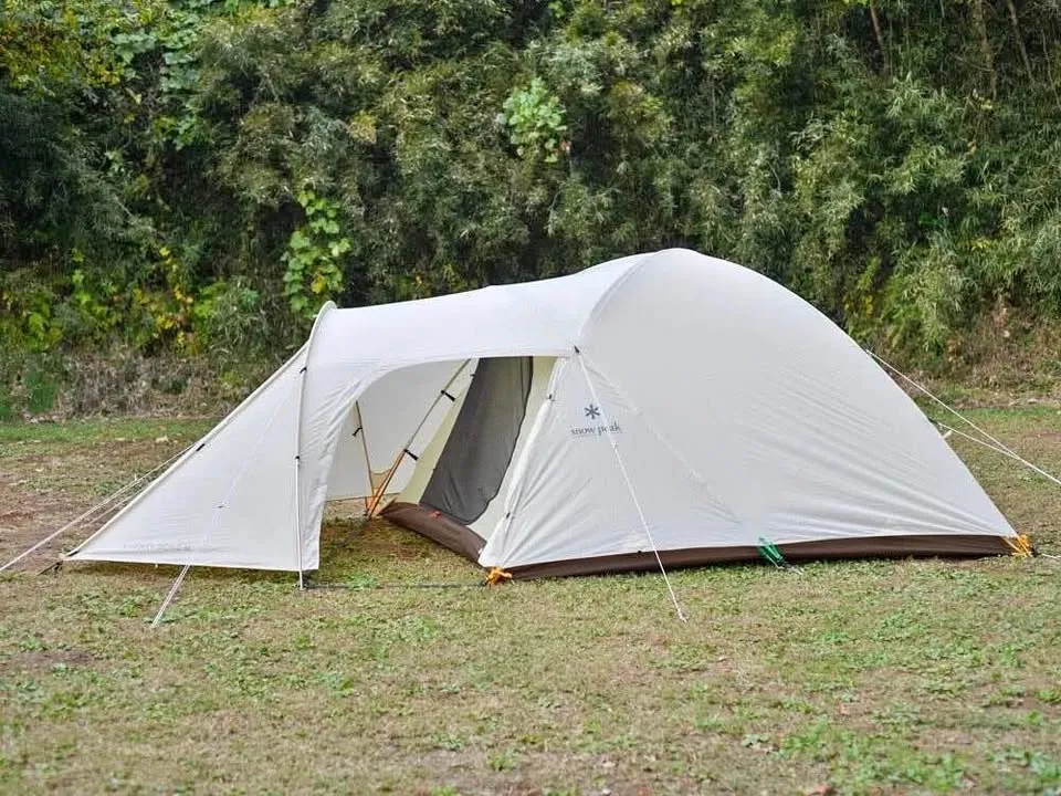 Snow Peak Amenity Dome Tent - 4 people capacity
