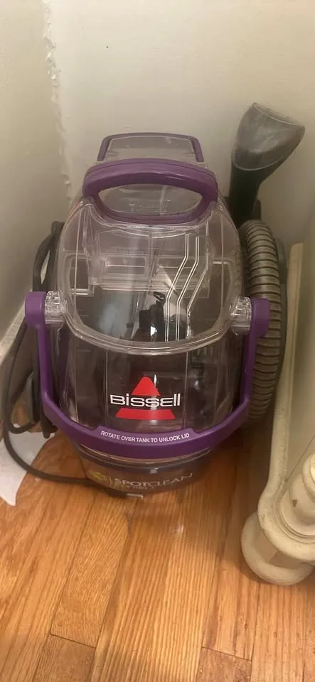 Bissell 2458 Spotclean Pet Pro Portable Carpet Cleaner