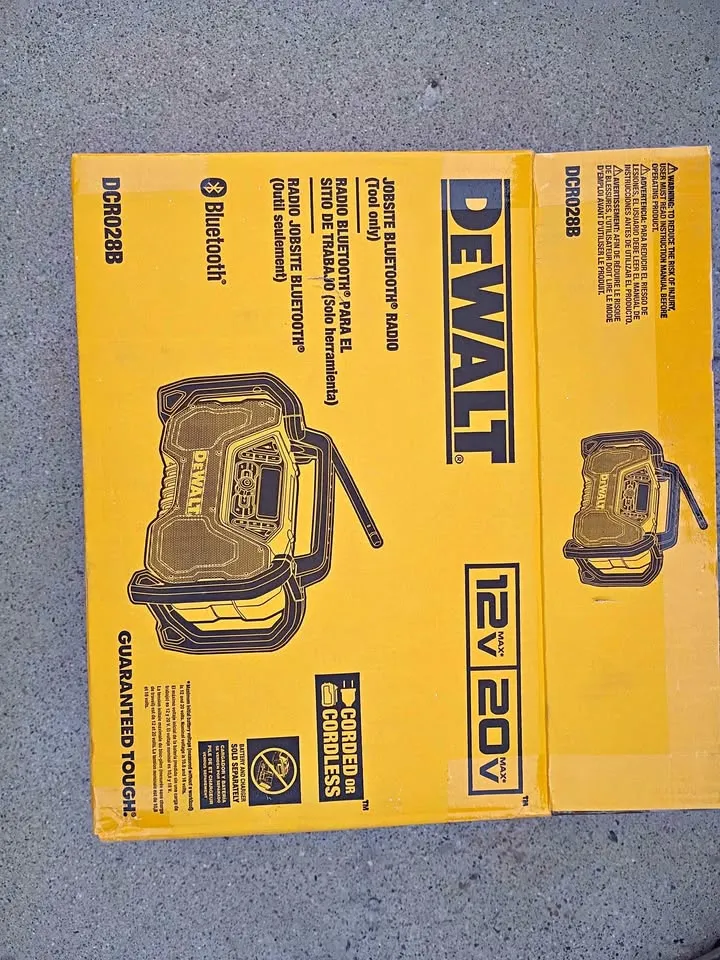 DeWalt DCR028B Jobsite Bluetooth Radio