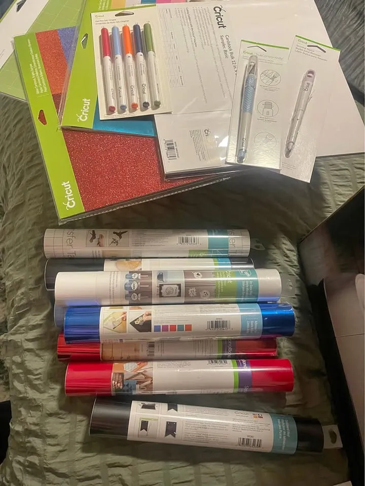 Cricut Maker with Accessory Bundle