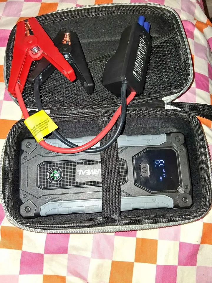 Battery jumper