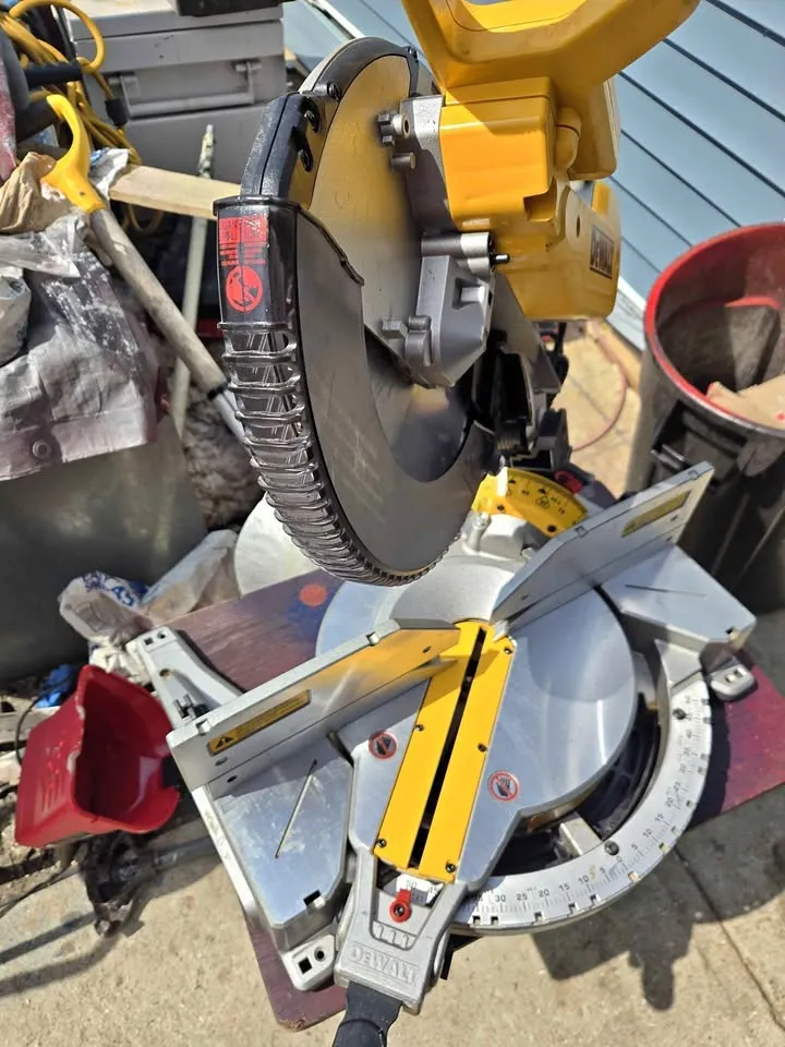 DeWalt Miter Saw with 12" Blade and Dual Bevel