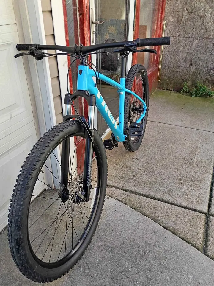 Trek marlin 7 frame M L 10 speed
