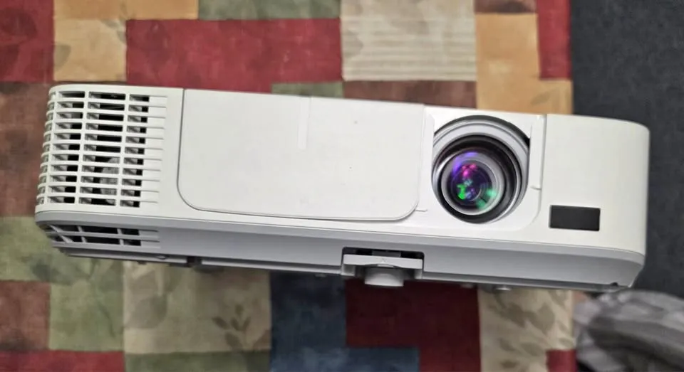 NEC projector