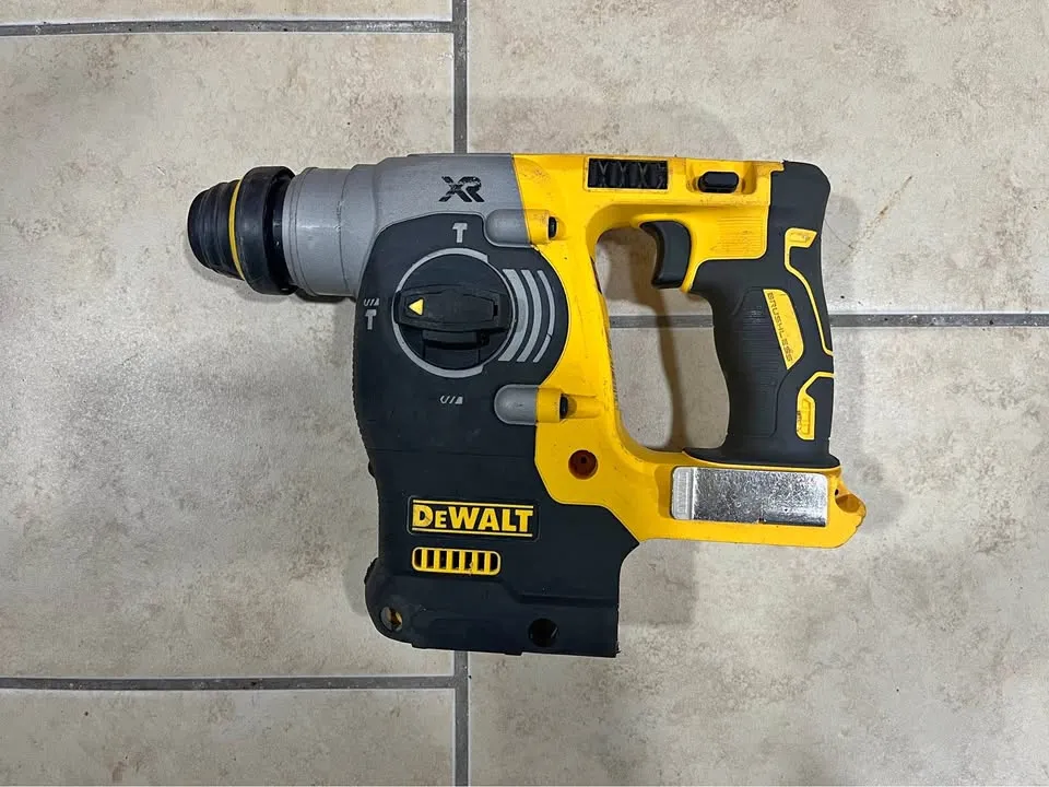 Rotary hammer 1” Dewalt 20V XR brushless