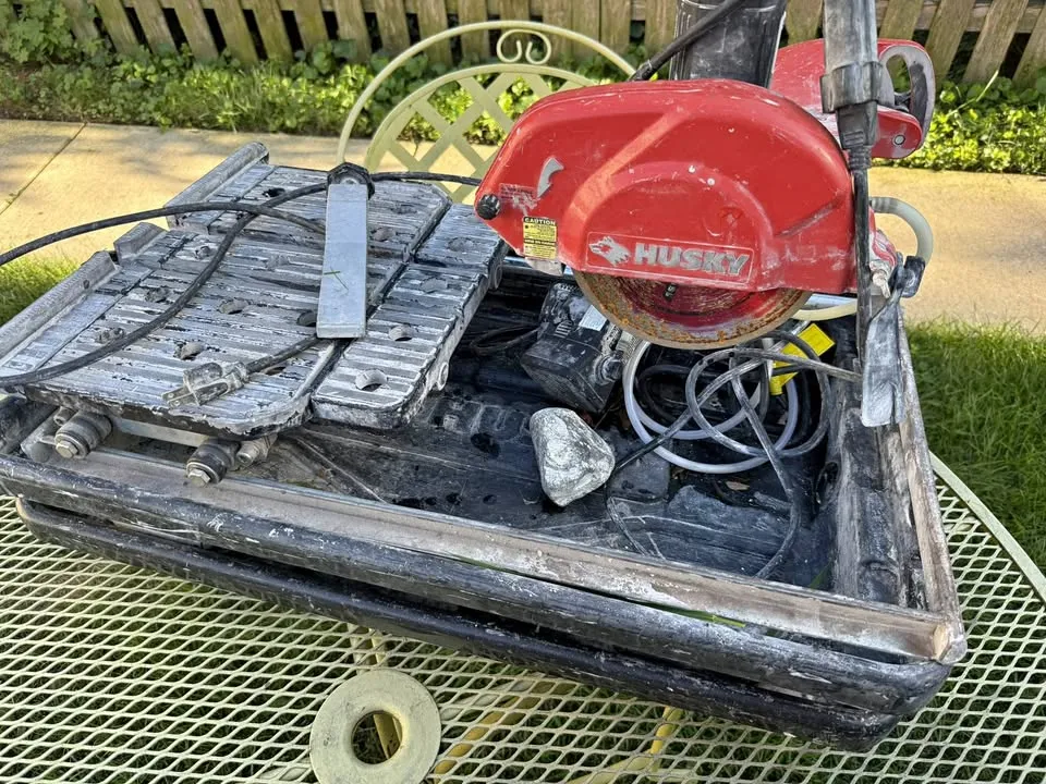 Husky Wet Tile Saw